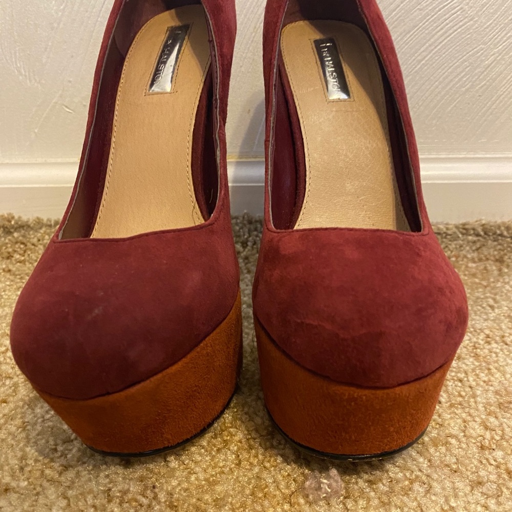 Cranberry and burnt orange heels - Picture 4 of 4